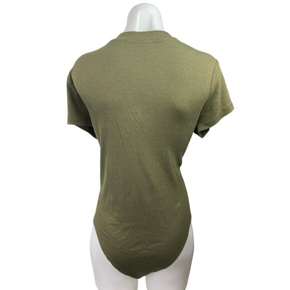 A New Day Women's Green Crew Neck Short Sleeve One Piece Bodysuit Top Size XL - Picture 2 of 4